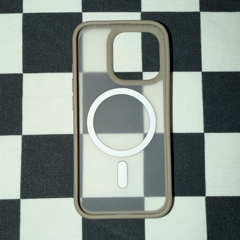 Bare Armour Silicone Case - iPhone Pro 16